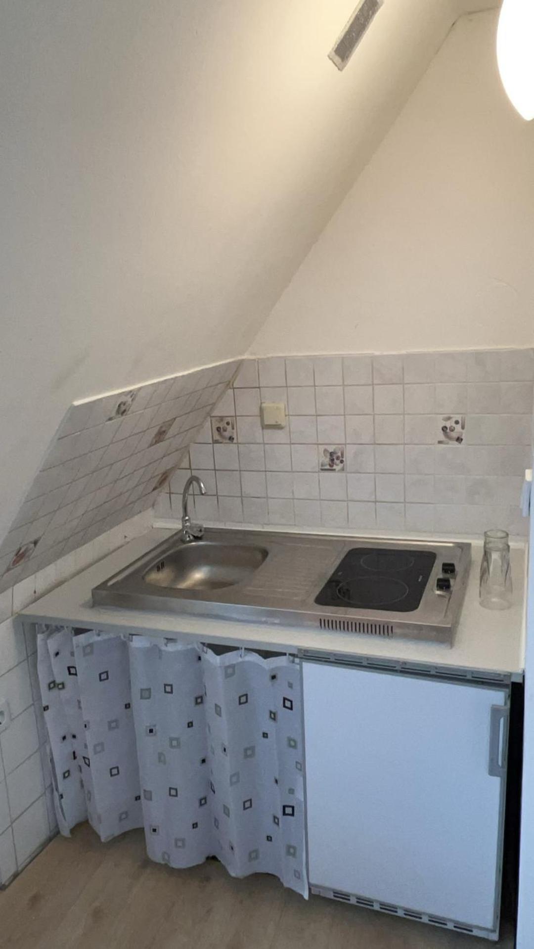 Ancient Center Apartment *